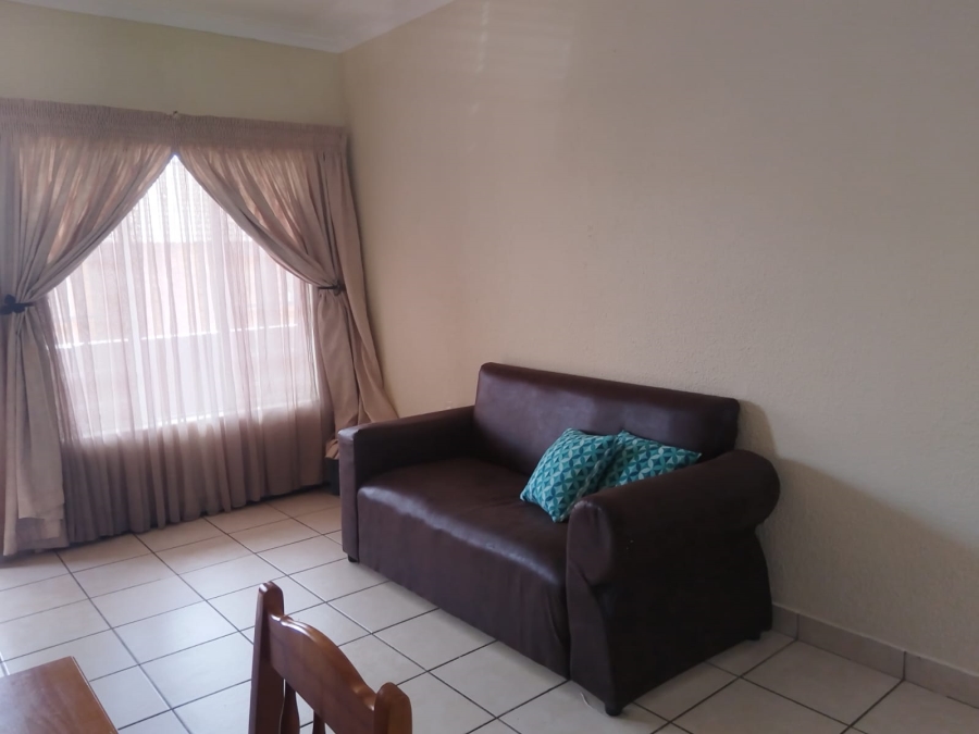 1 Bedroom Property for Sale in Rustenburg Central North West
